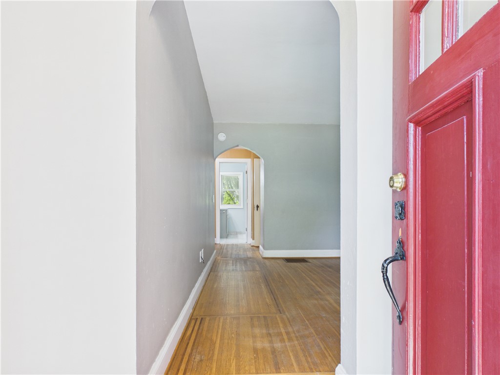 79 Ridgewood Drive Irondequoit, NY 14622 - Photo 4 of 50