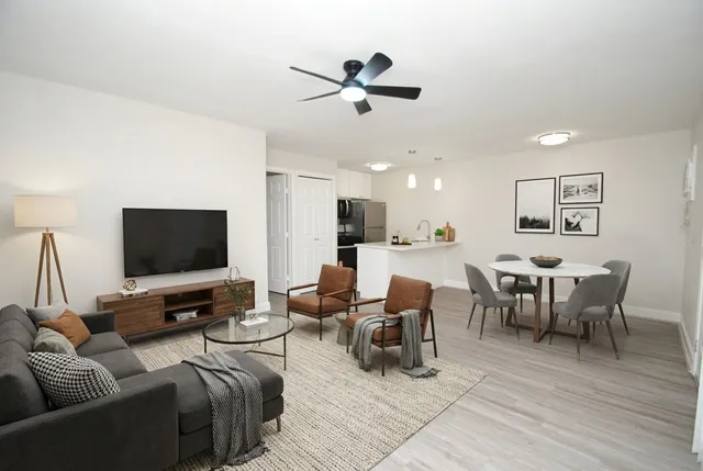 $1,475 | 2515 Yoakum Boulevard, Unit 9, Houston, TX 77006