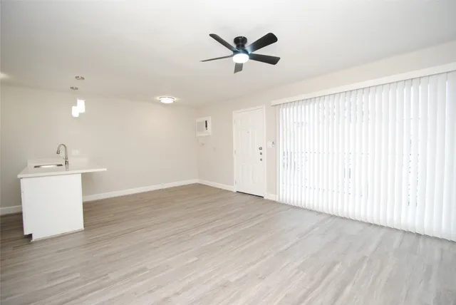 $1,475 | 2515 Yoakum Boulevard, Unit 9, Houston, TX 77006