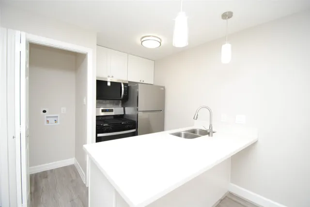 $1,475 | 2515 Yoakum Boulevard, Unit 9, Houston, TX 77006