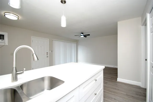 $1,475 | 2515 Yoakum Boulevard, Unit 9, Houston, TX 77006