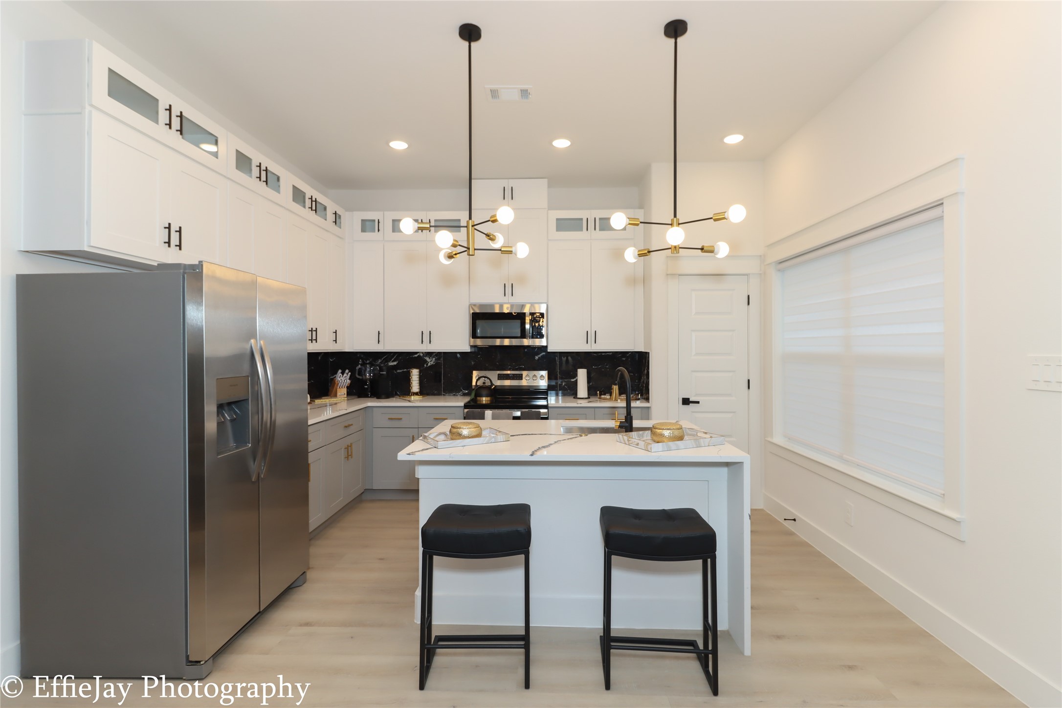 4834 Higgins Street, Unit B Houston, TX 77033 - Photo 5 of 19