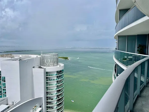 $3,900 | 488 Northeast 18th Street, Unit 4403, Miami, FL 33132