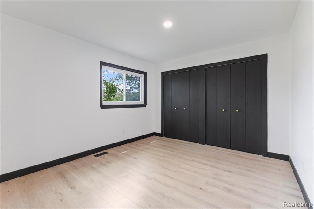 12115 Newburgh Road Livonia, MI 48150 - Photo 11 of 19 Gallery Image 11