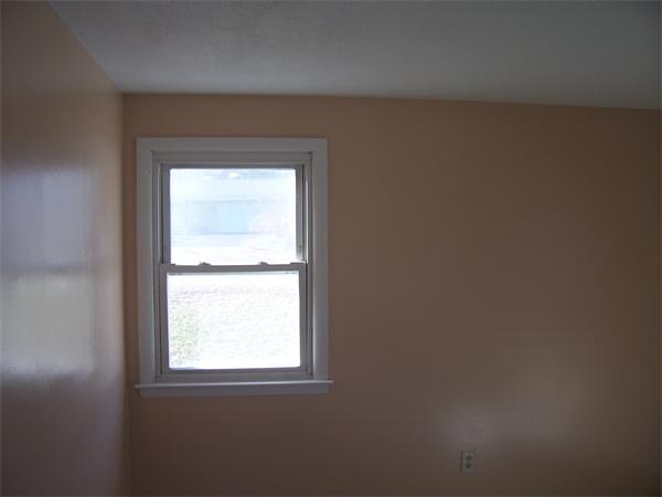 16 Meadow Road, Unit 1 Ware, MA 01082 - Photo 5 of 7 Gallery Image 5