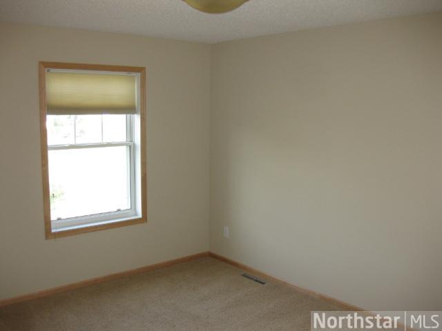 12 Friendskeep Green Hudson, WI 54016 - Photo 11 of 13 Gallery Image 11