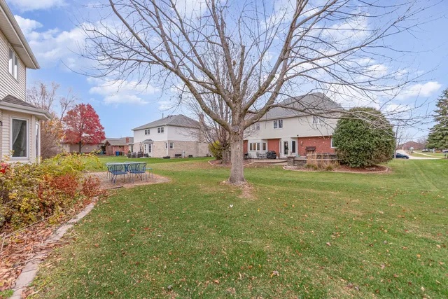 a front view of house with yard