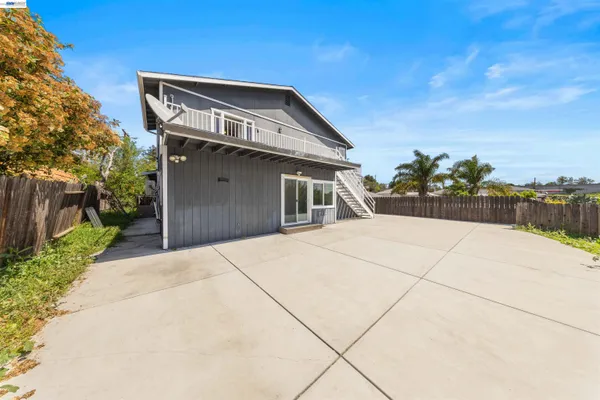 $1,240,000 | 2102 Overhill Road, Concord, CA 94520