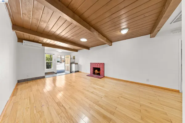 $1,240,000 | 2102 Overhill Road, Concord, CA 94520