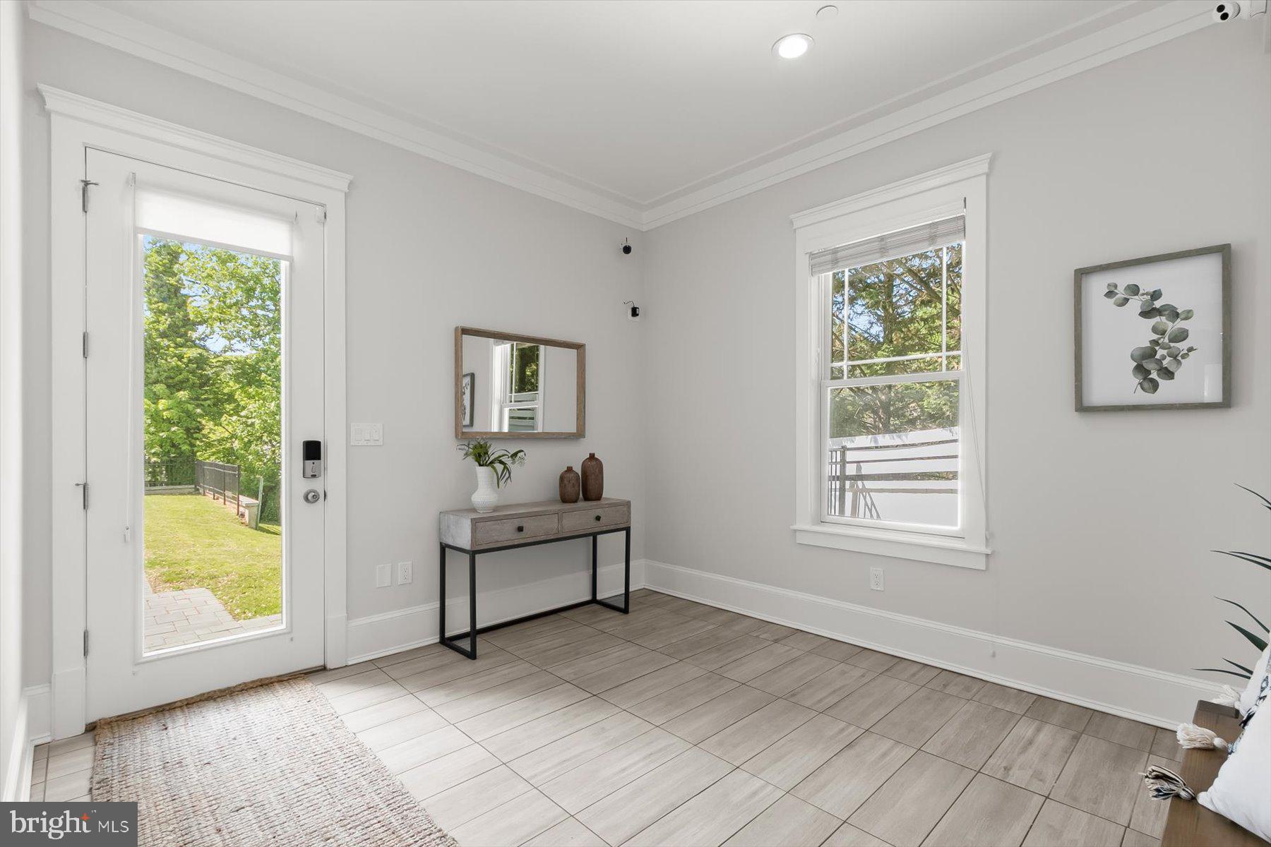 11000 Luxmanor Road North Bethesda, MD 20852 - Photo 34 of 106