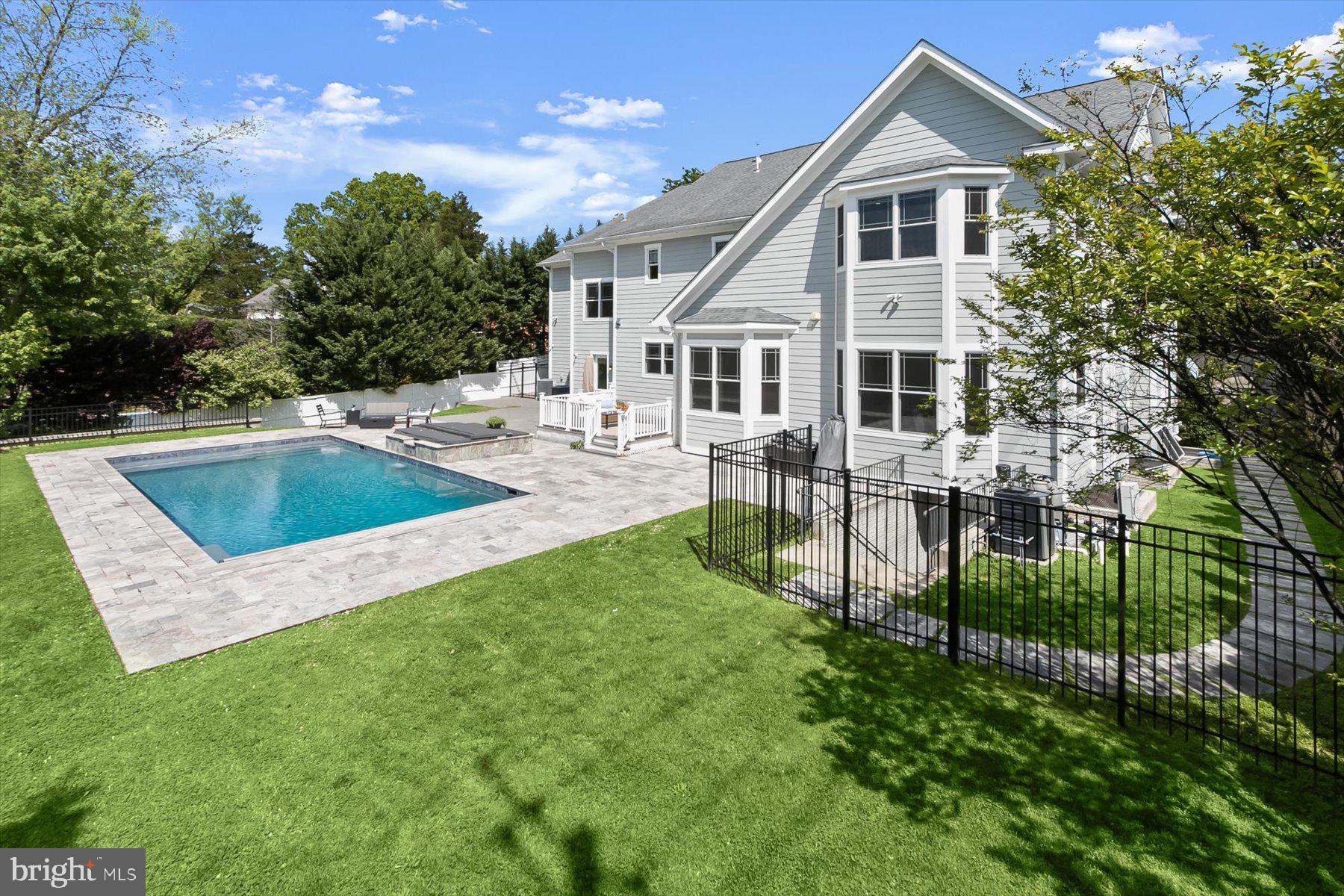 11000 Luxmanor Road North Bethesda, MD 20852 - Photo 4 of 106