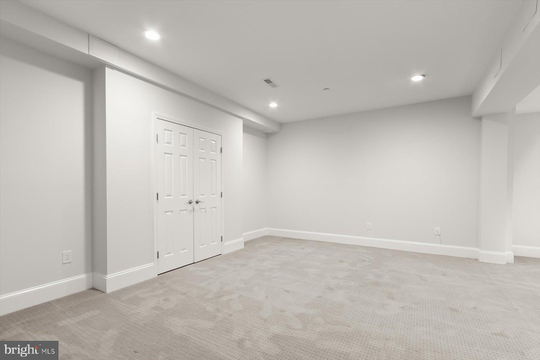 11000 Luxmanor Road North Bethesda, MD 20852 - Photo 75 of 106