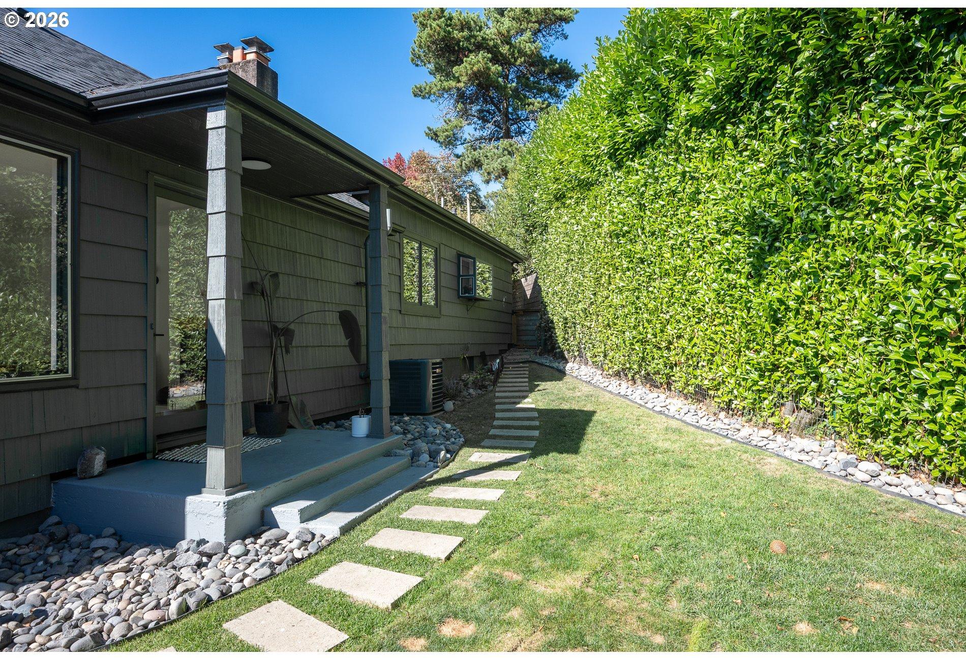3590 Southwest Patton Road Portland, OR 97221 - Photo 39 of 44 Gallery Image 39