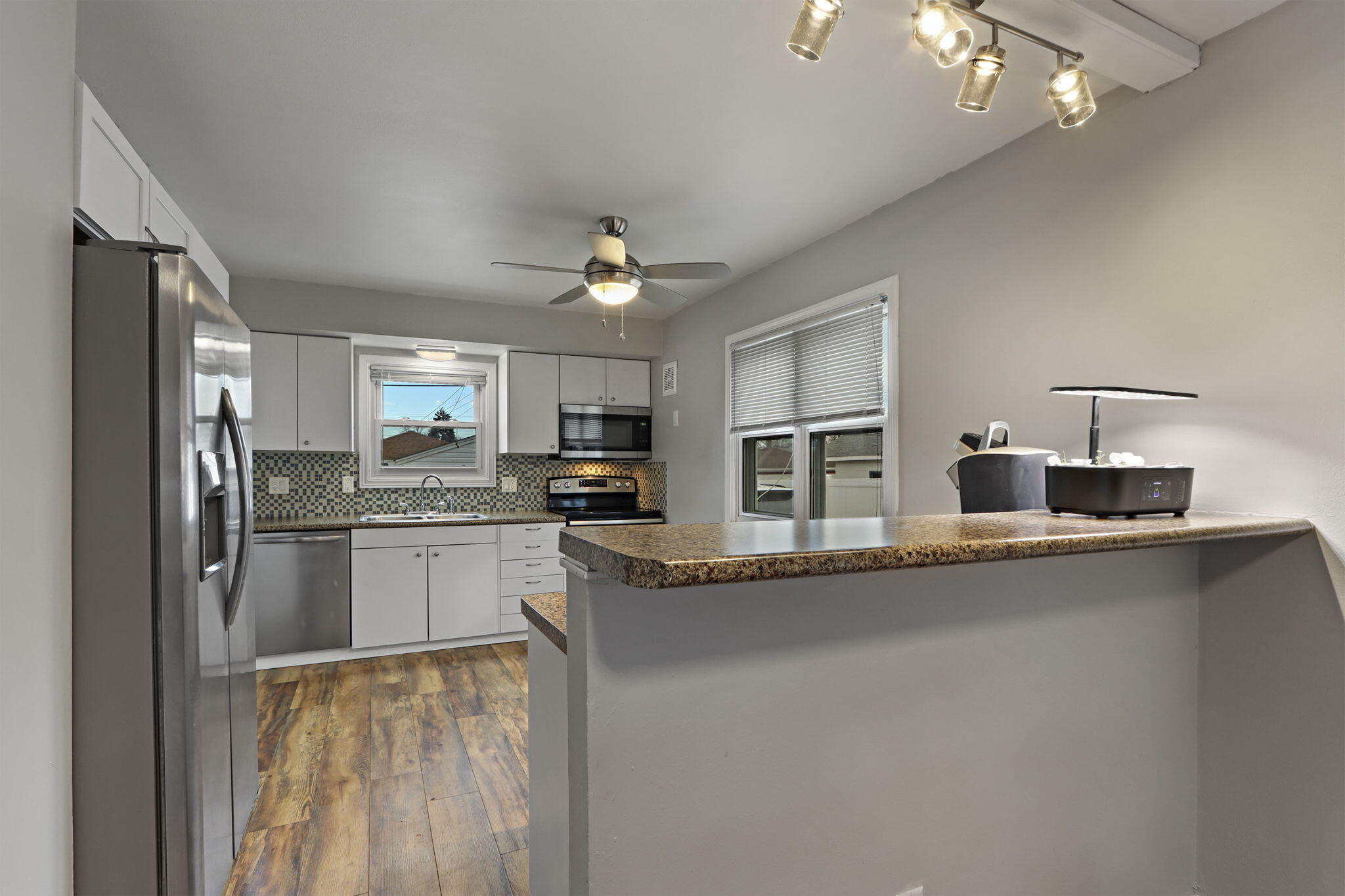 1926 88th Street Kenosha, WI 53143 - Photo 8 of 37 8-web-or-mls-1926 88th St, Kenosha, WI -