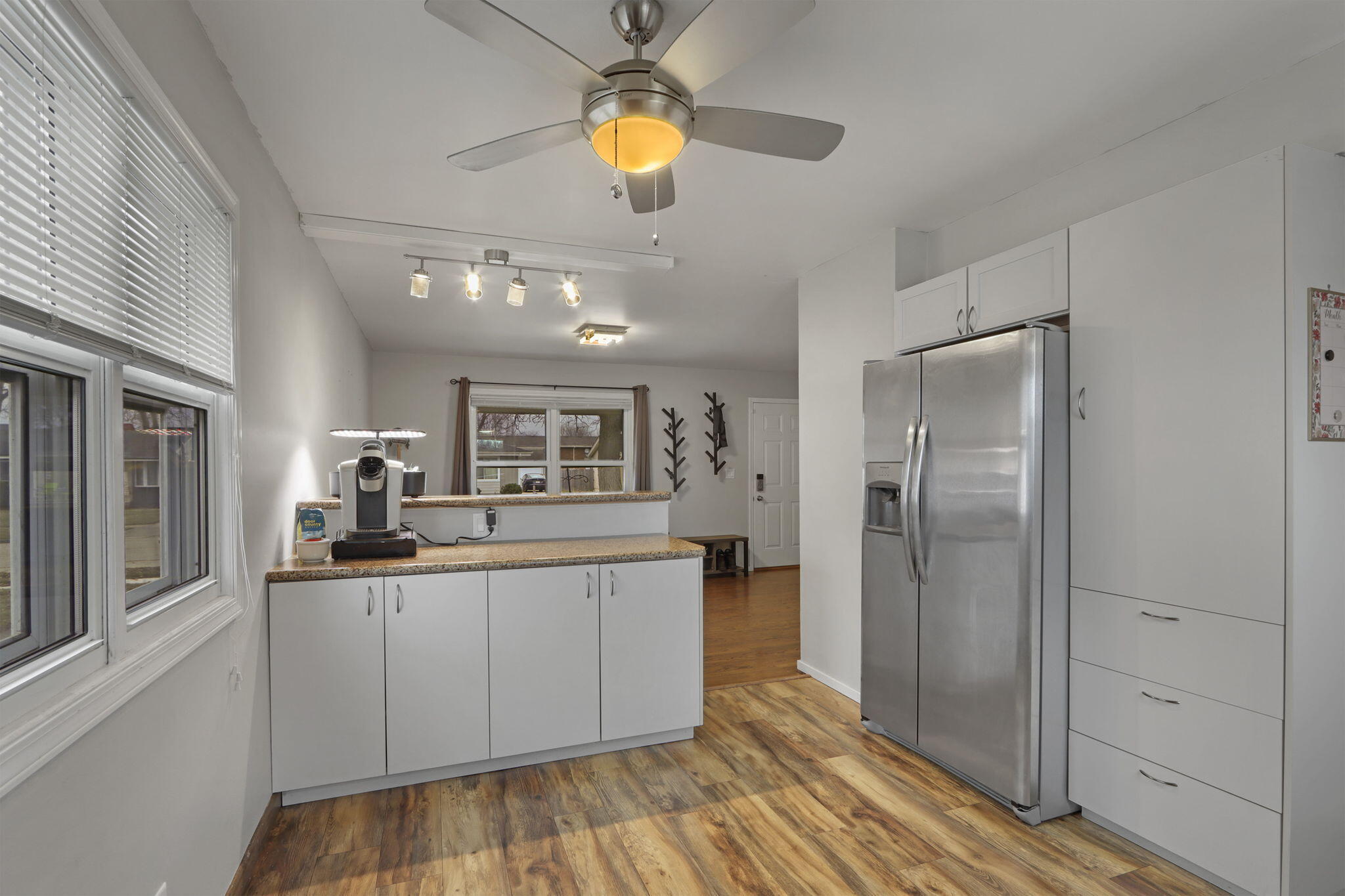 1926 88th Street Kenosha, WI 53143 - Photo 9 of 37 9-web-or-mls-1926 88th St, Kenosha, WI -