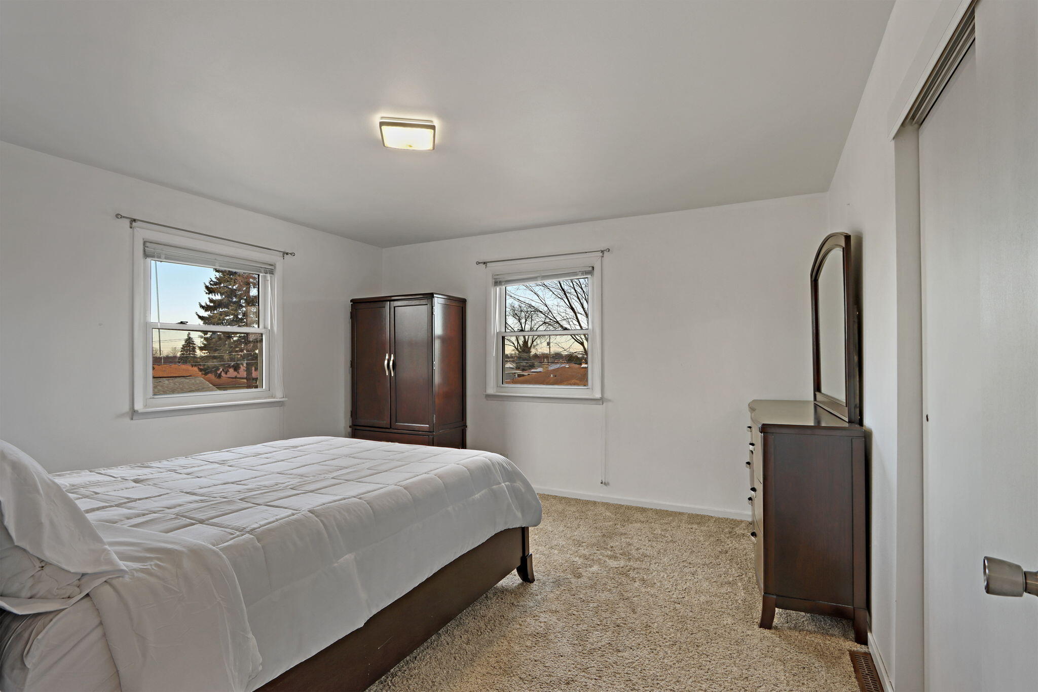 1926 88th Street Kenosha, WI 53143 - Photo 16 of 37 16-web-or-mls-1926 88th St, Kenosha, WI