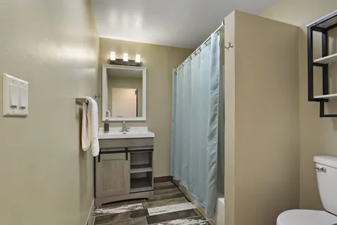 $384,900 | 1926 88th Street, Kenosha, WI 53143