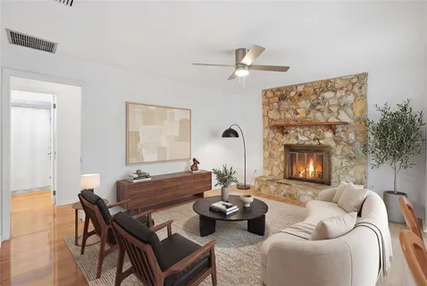 $364,000 | 8040 Towne Court, Orlando, FL 32818