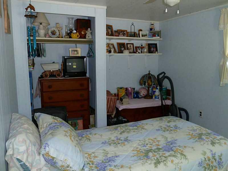 43 Poore Road Boothbay, ME 04544 - Photo 22 of 29 Bedroom.