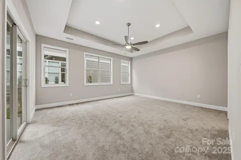 $529,900 | 831 B Wynnshire Drive, Hickory, NC 28601