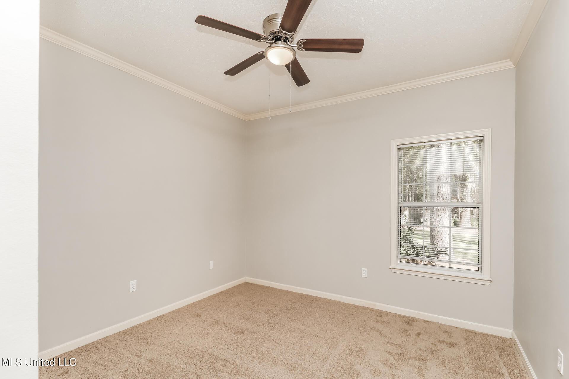 326 Autumn Crest Drive Ridgeland, MS 39157 - Photo 13 of 20 013-photo-bedroom-14094999