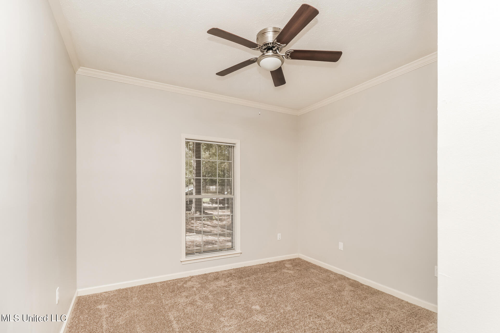 326 Autumn Crest Drive Ridgeland, MS 39157 - Photo 14 of 20 014-photo-bedroom-14095026