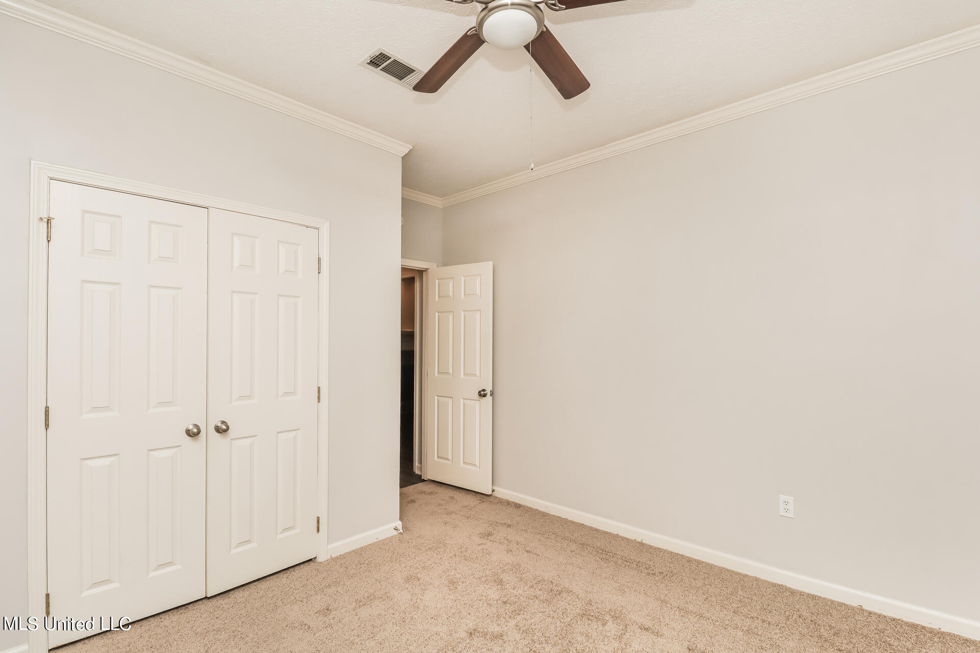 326 Autumn Crest Drive Ridgeland, MS 39157 - Photo 15 of 20 015-photo-bedroom-14095027