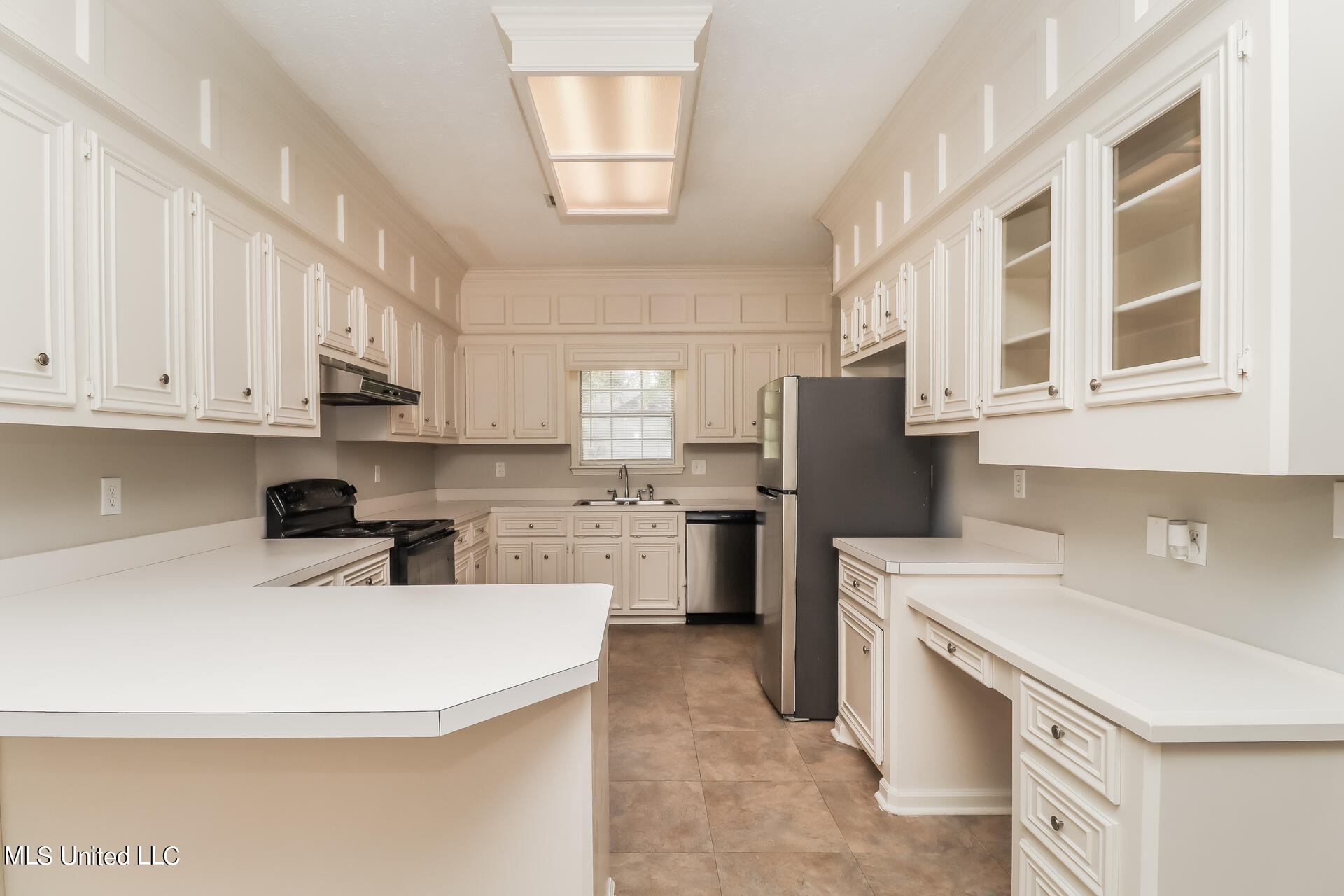 326 Autumn Crest Drive Ridgeland, MS 39157 - Photo 10 of 20 009-photo-kitchen-14095022