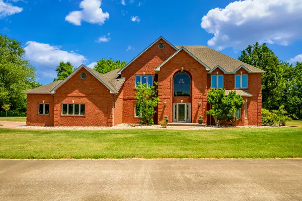 $650,000 | 12863 Bowling Alley Road, Benton, IL 62812