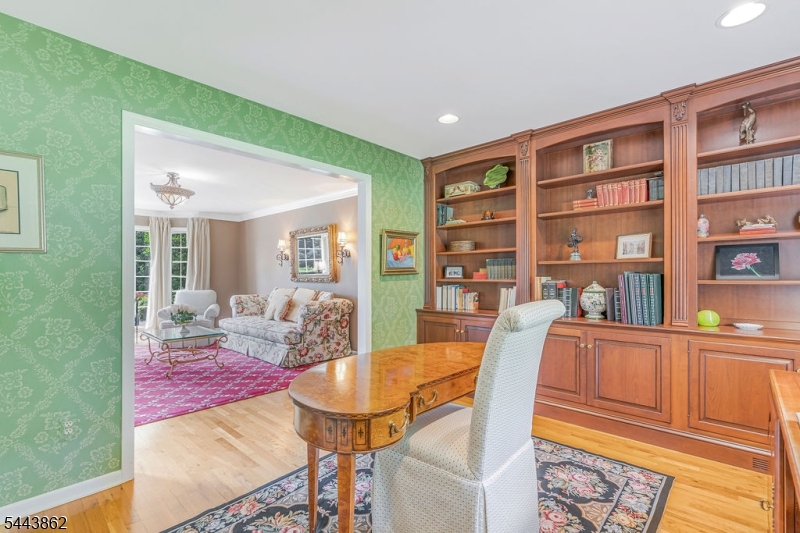 5 Pinewood Lane Warren, NJ 07059 - Photo 8 of 45