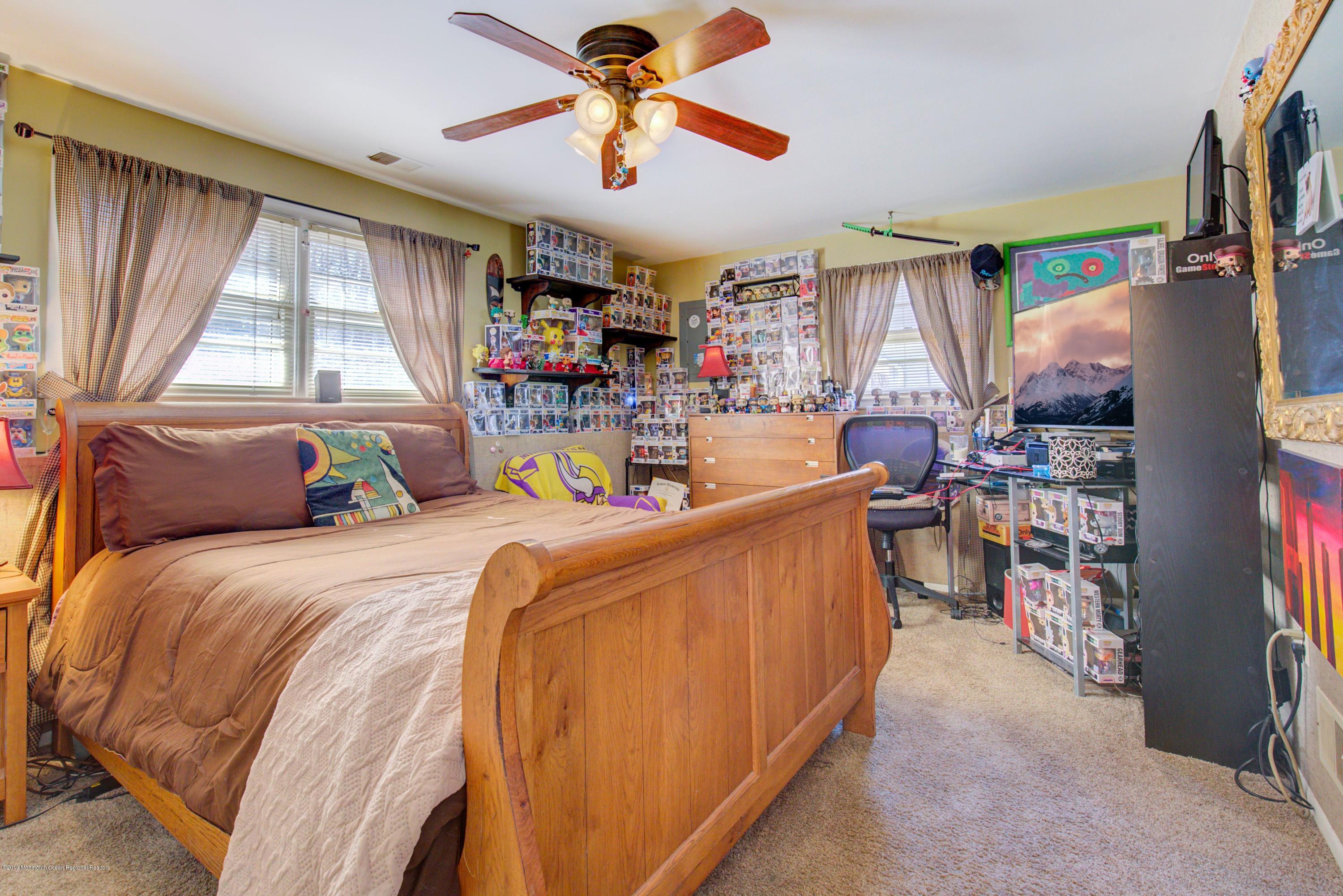 126 East Fish Road Jackson, NJ 08527 - Photo 22 of 30 20