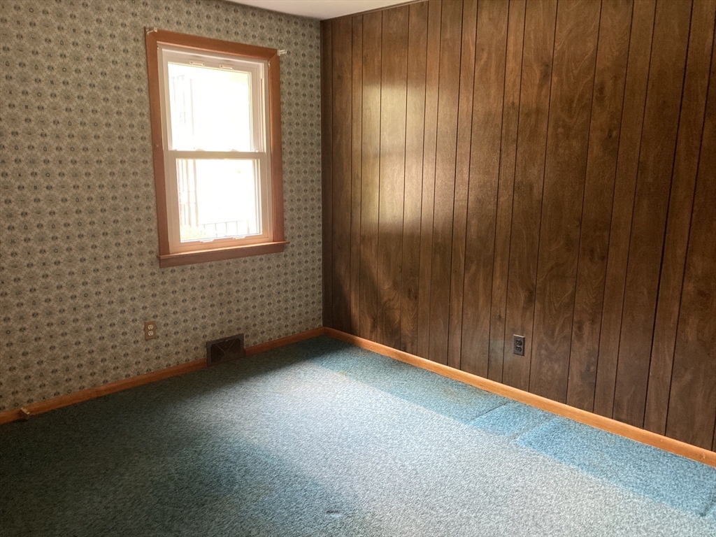 69 Ludlow Road Chicopee, MA 01022 - Photo 10 of 35 Gallery Image 10