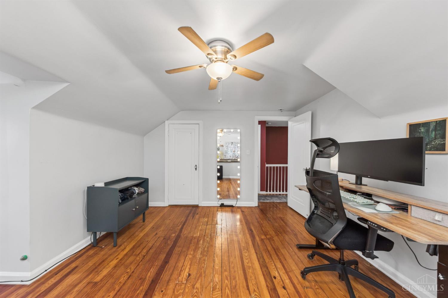 6122 Corbly Road Cincinnati, OH 45230 - Photo 22 of 40 Gallery Image 22