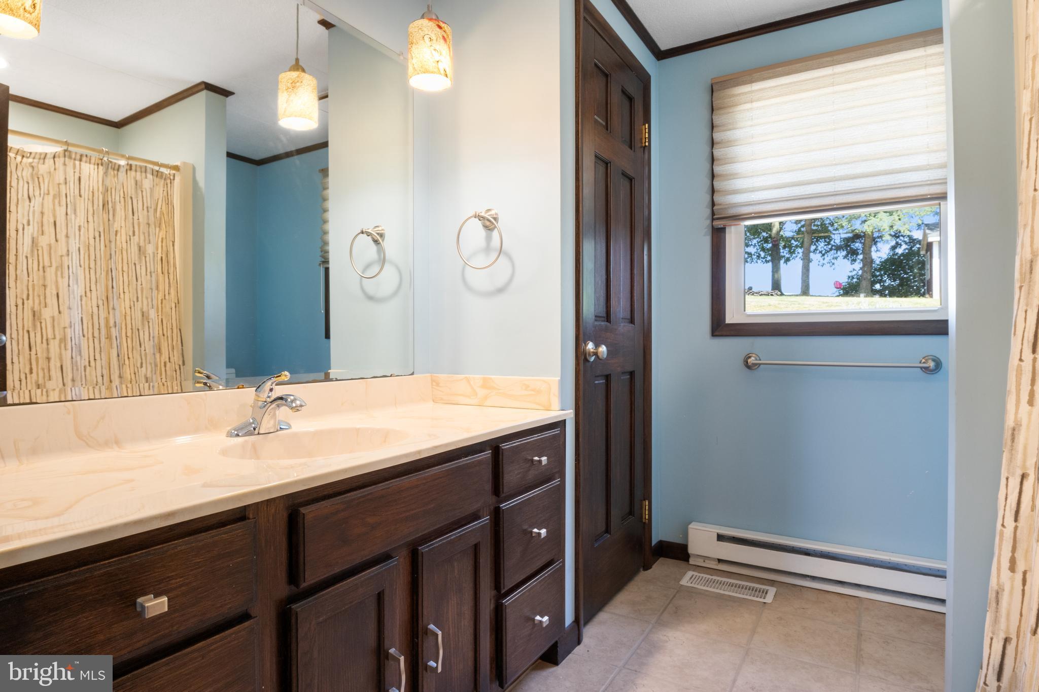 885 Bairs Road York, PA 17408 - Photo 12 of 39 Gallery Image 12