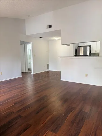 $1,550 | 8653 Fancy Finch Drive, Unit 204, Tampa, FL 33614