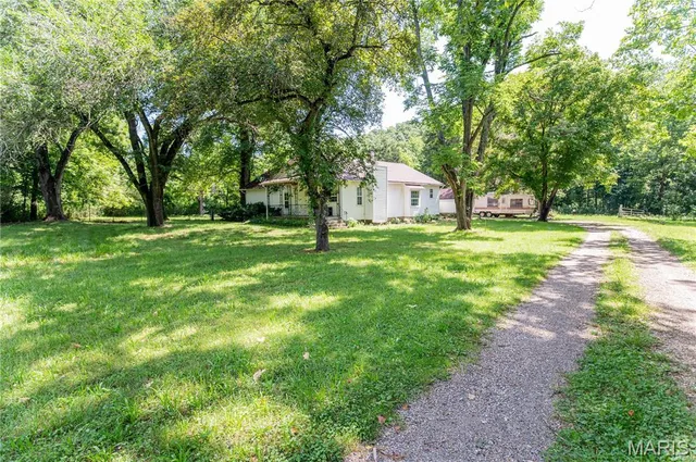 $140,000 | 870 Walnut Street, Newburg, MO 65550