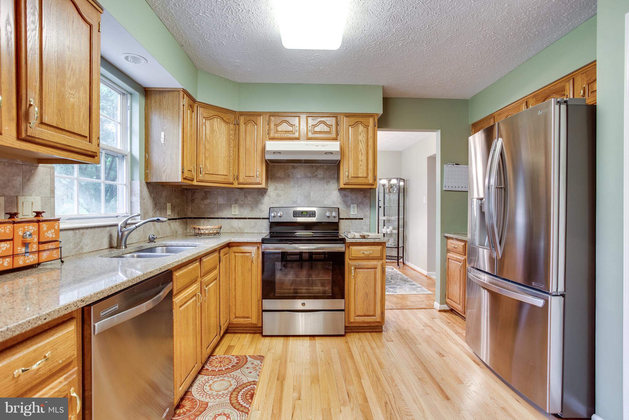 595 Sweetshade Avenue Frederick, MD 21703 - Photo 3 of 29 Beautiful Appliances