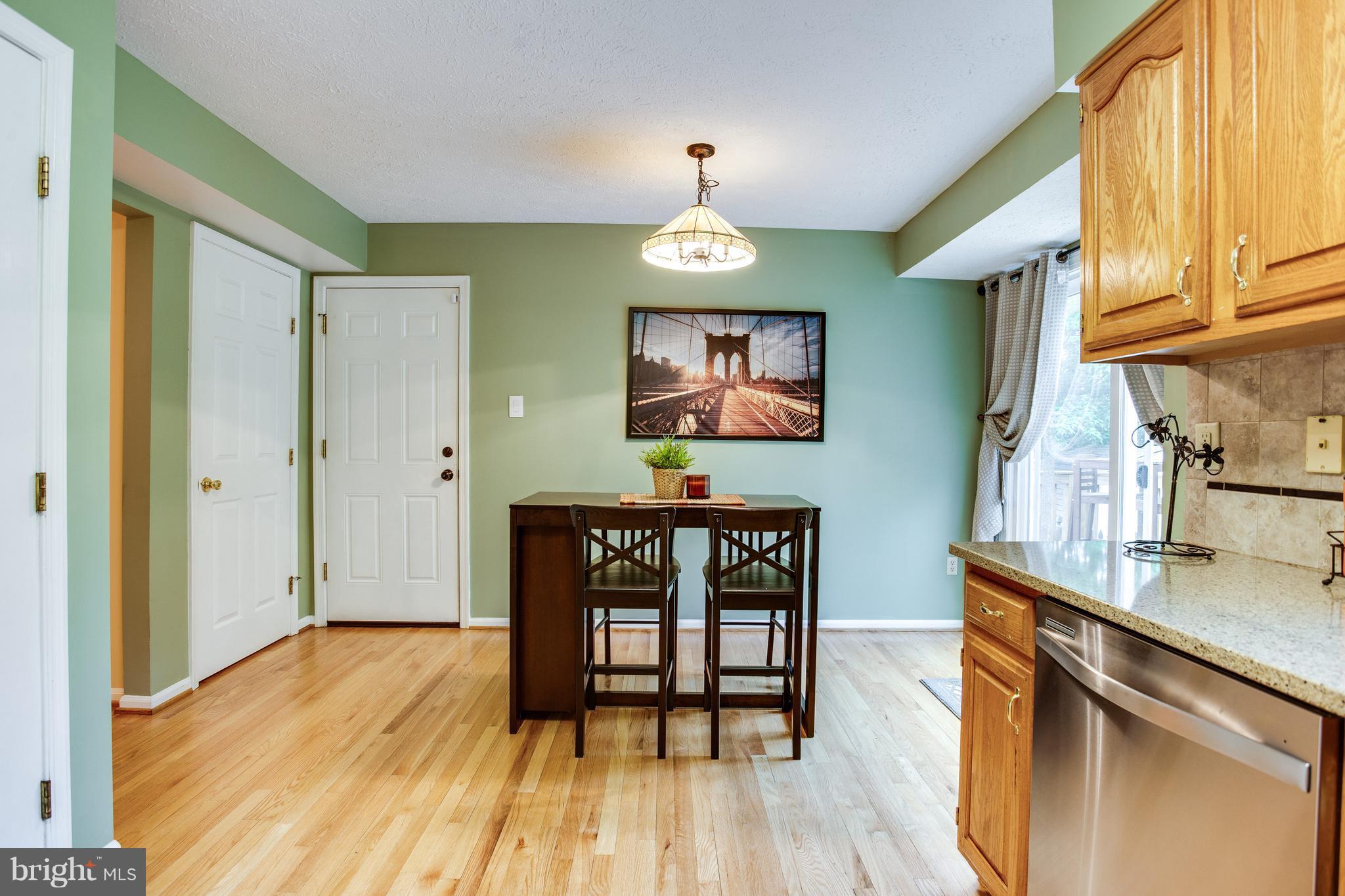 595 Sweetshade Avenue Frederick, MD 21703 - Photo 5 of 29 Convenient entertaining space