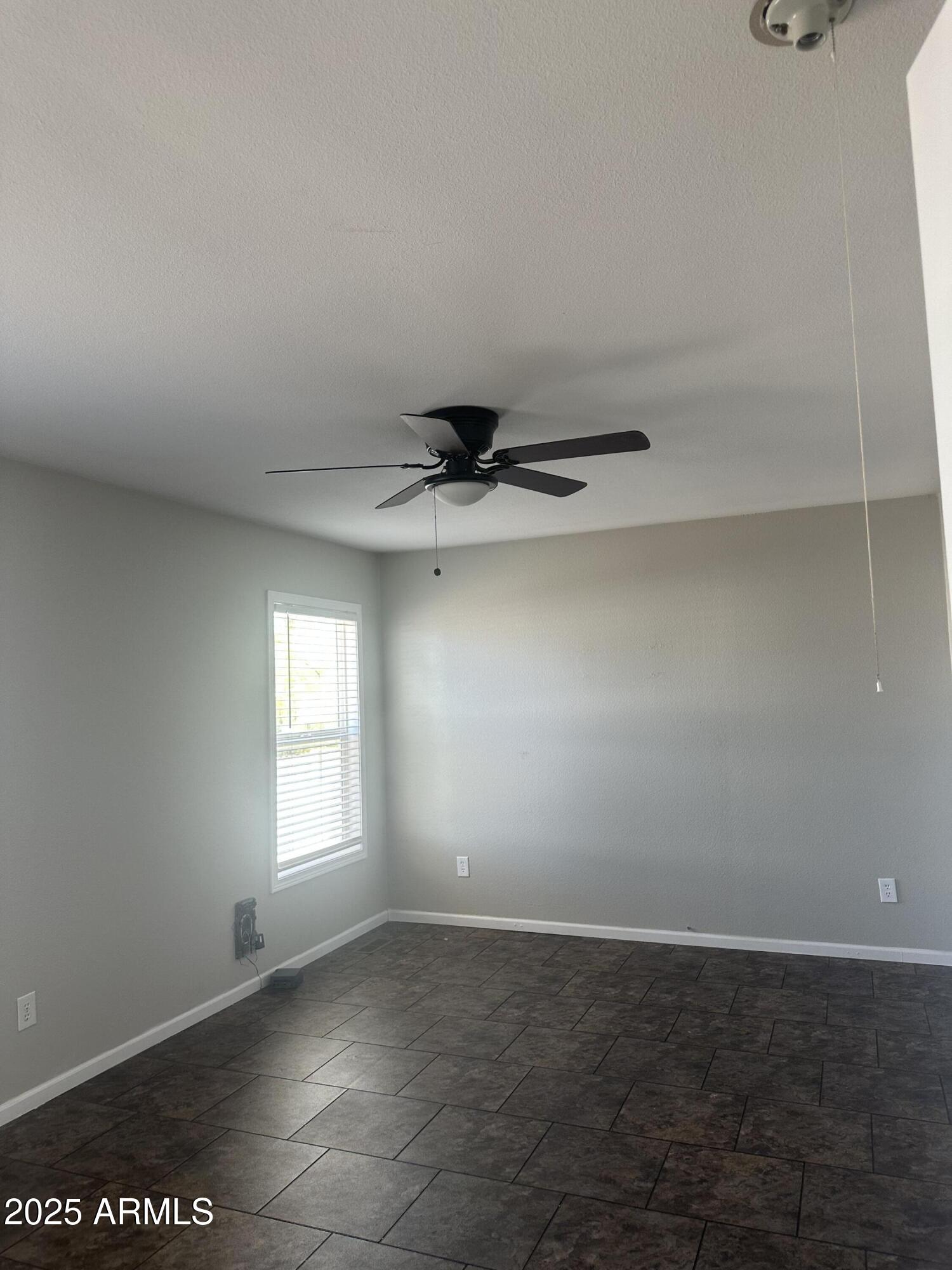 625 West McKellips Road, Unit 213 Mesa, AZ 85201 - Photo 30 of 45 Fans