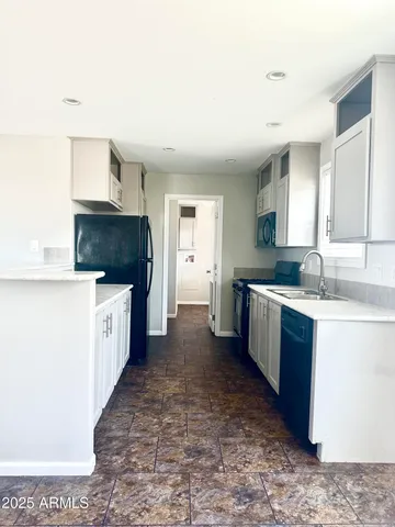 $2,300 | 625 West McKellips Road, Unit 213, Mesa, AZ 85201