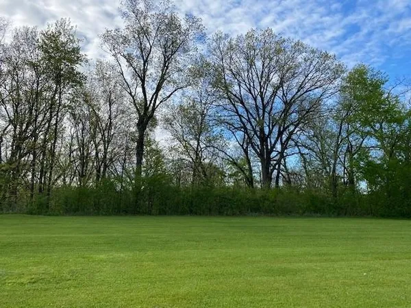 $349,900 | River Forest Drive, Unit 8, Kaukauna, WI 54130