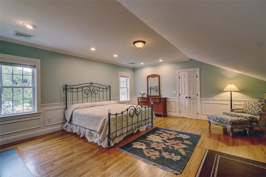 28 Rosedale Avenue Barrington, RI 02806 - Photo 28 of 32 Gallery Image 28