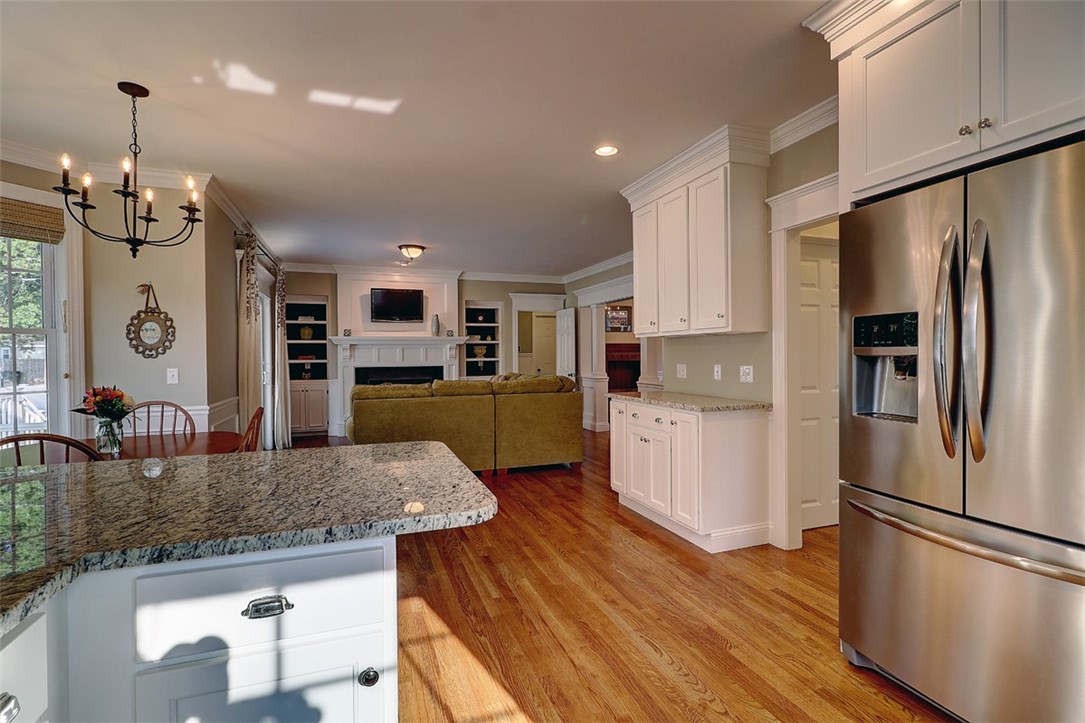 28 Rosedale Avenue Barrington, RI 02806 - Photo 10 of 32 Gallery Image 10