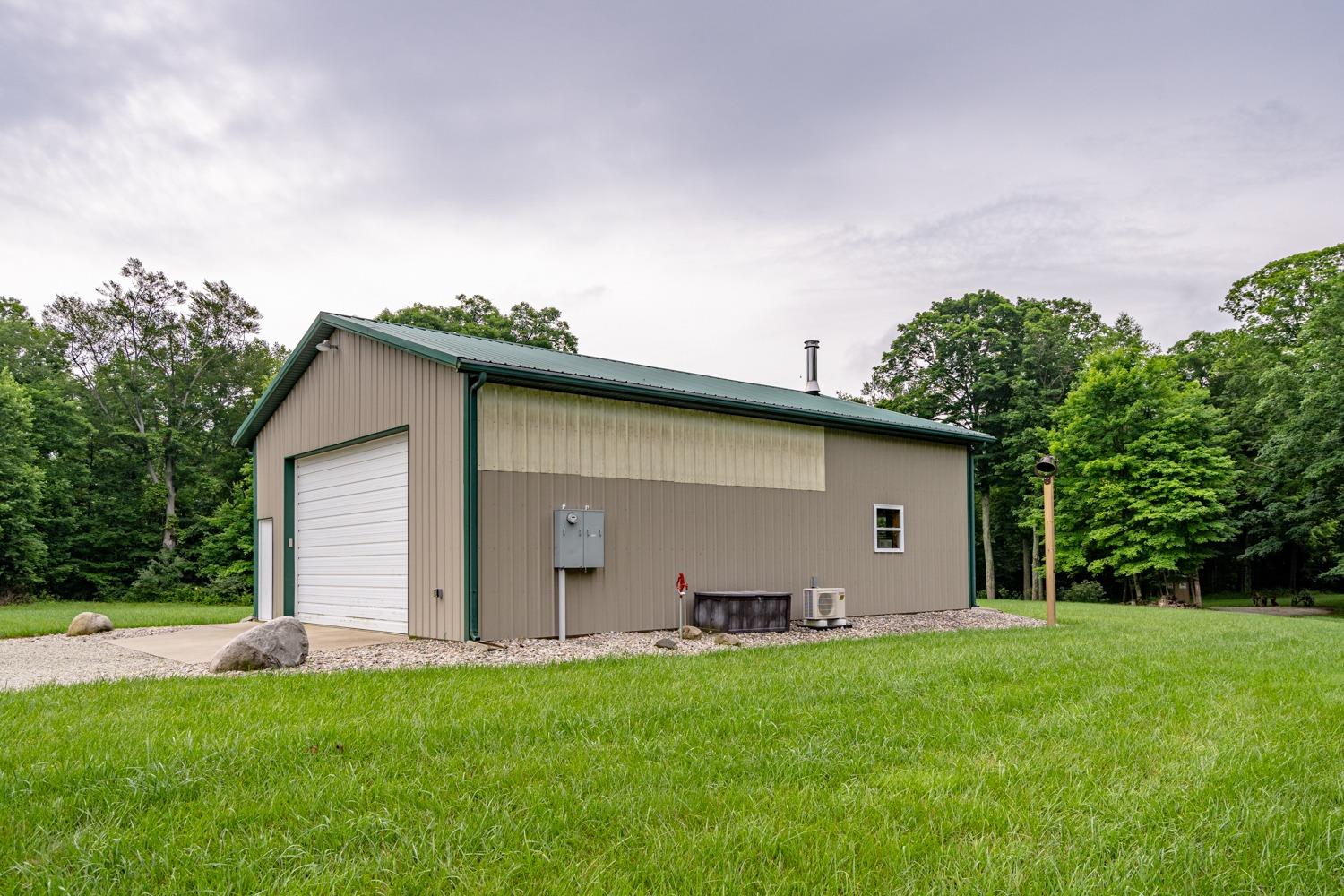 5864 West Quakertown Road Connersville, IN 47331 - Photo 11 of 20 Gallery Image 11