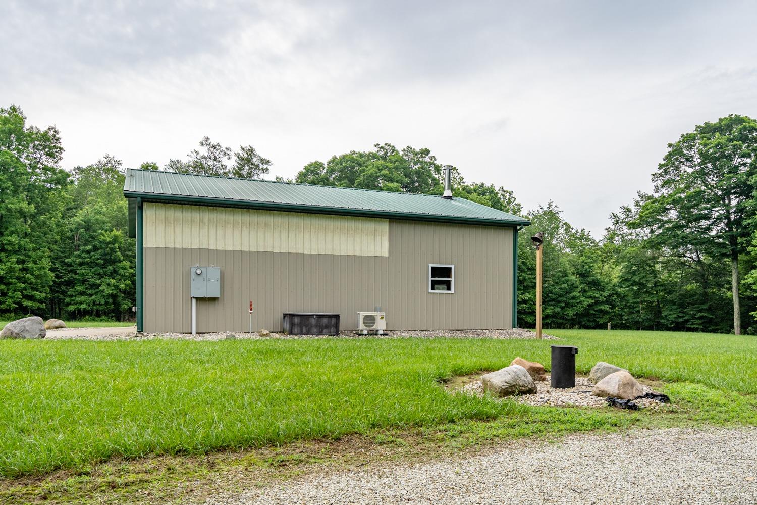 5864 West Quakertown Road Connersville, IN 47331 - Photo 12 of 20 Gallery Image 12