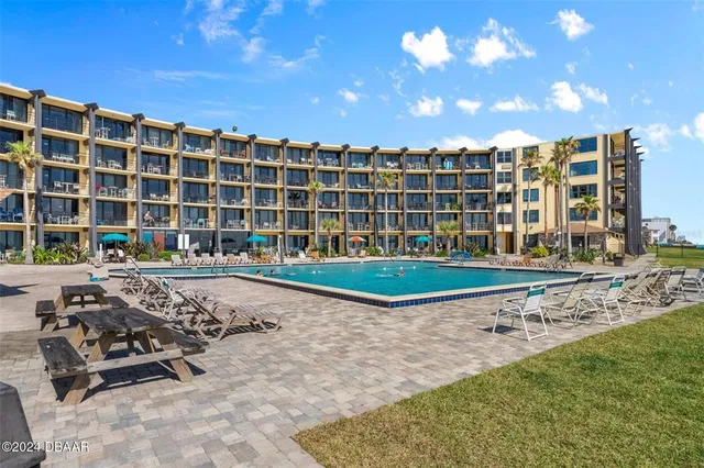 $165,000 | 2301 South Atlantic Avenue, Unit 236, Daytona Beach, FL 32118