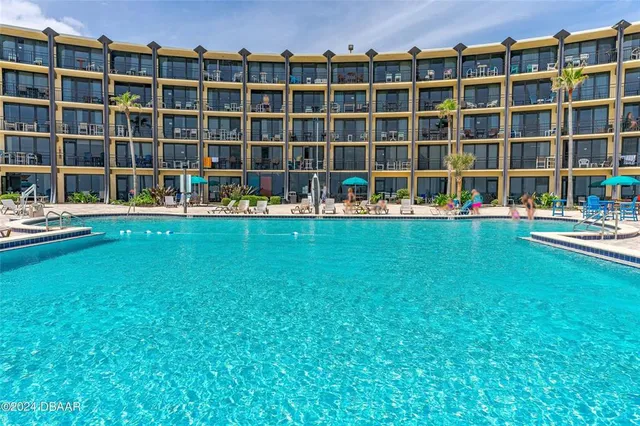 $165,000 | 2301 South Atlantic Avenue, Unit 236, Daytona Beach, FL 32118