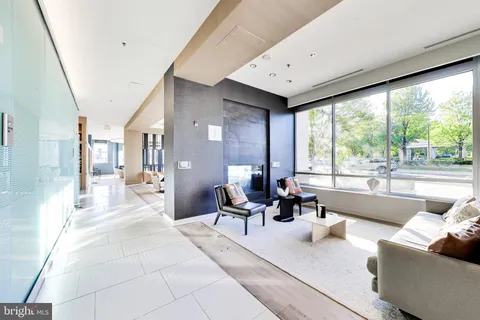 $589,000 | 5750 Bou Avenue, Unit 1501, Rockville, MD 20852