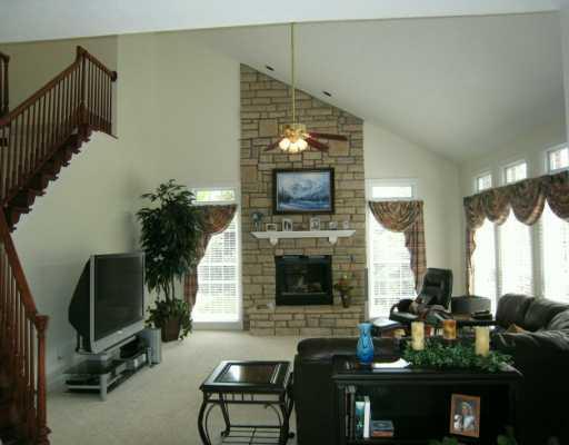 8632 Peters Road Cranberry Township, PA 16066 - Photo 4 of 8 Gallery Image 4