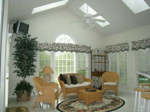 8632 Peters Road Cranberry Township, PA 16066 - Photo 6 of 8 Gallery Image 6